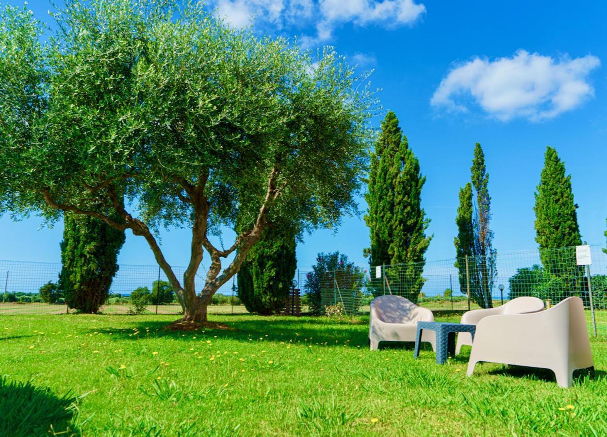 Appartamenti In Residence Villa Santa Maria San Vincenzo Exterior foto