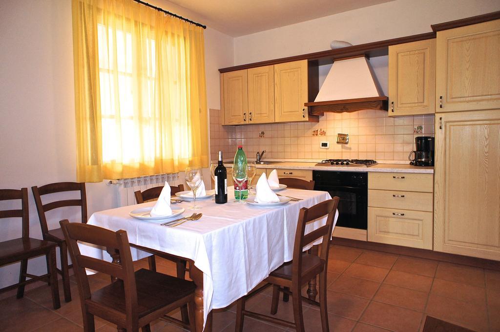 Appartamenti In Residence Villa Santa Maria San Vincenzo Quarto foto
